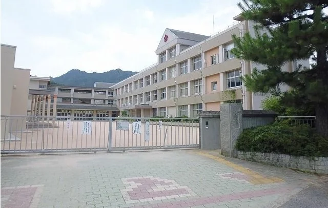 大野東小学校まで500m