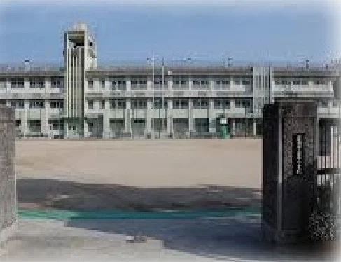 原小学校まで750m