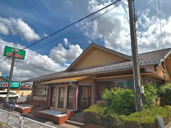 サイゼリヤまで270m