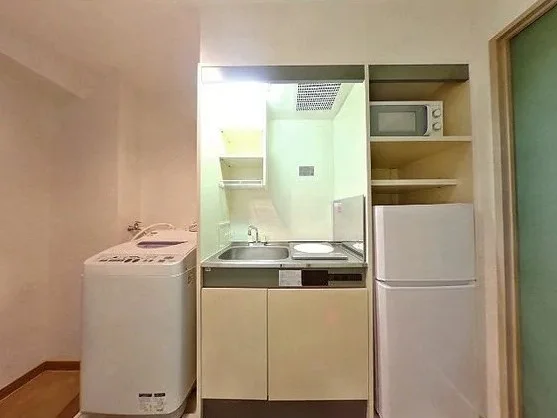 洗濯機、IHコンロ、電子レンジ、冷蔵庫