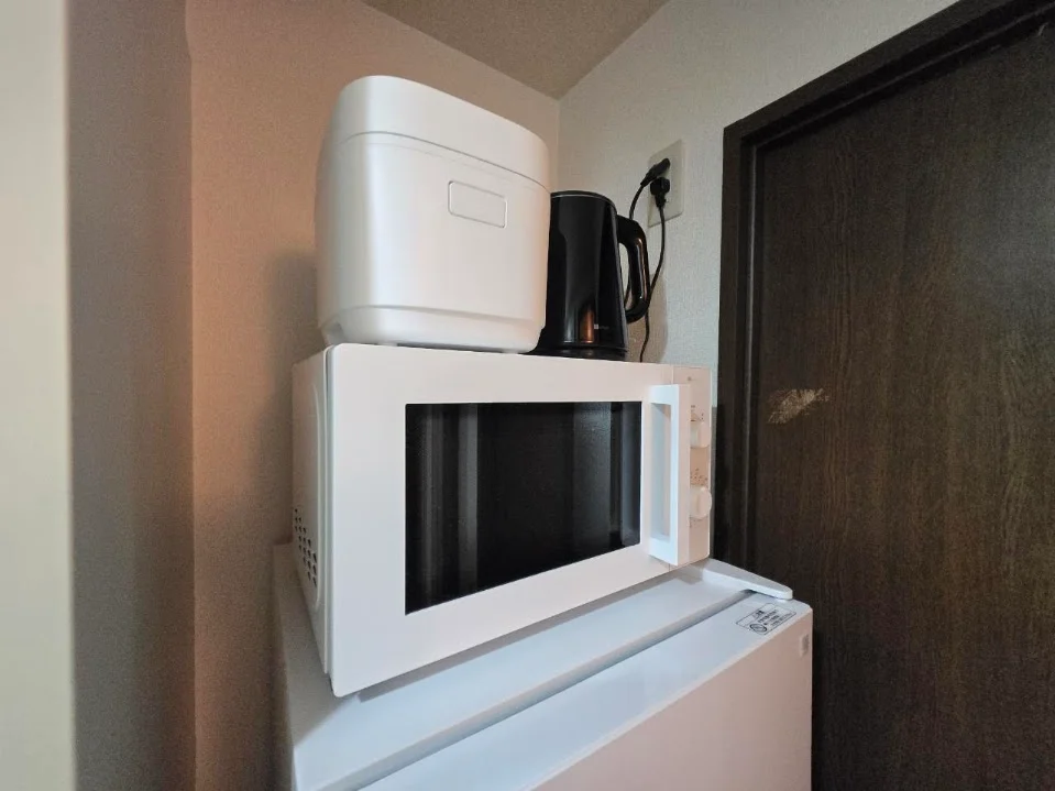電子レンジ・炊飯器・電気ケトル