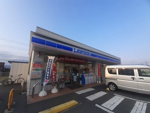 ローソンまで200m