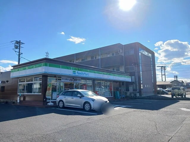 ファミリーマート末広店まで500m