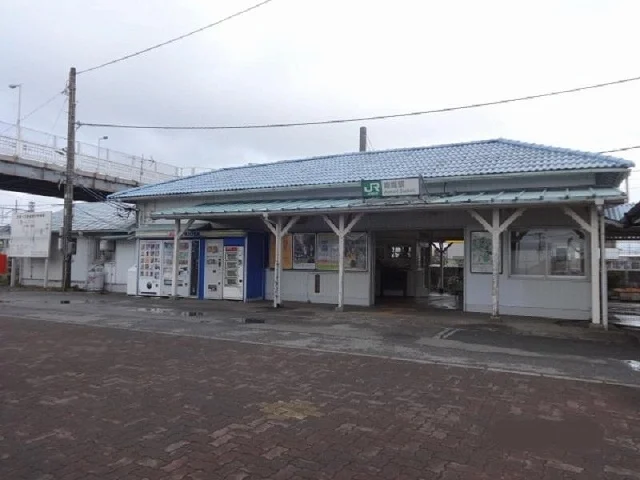 内房線青堀駅まで750m