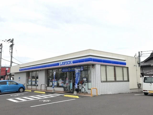 ローソン丸亀土器町東一丁目店まで500m