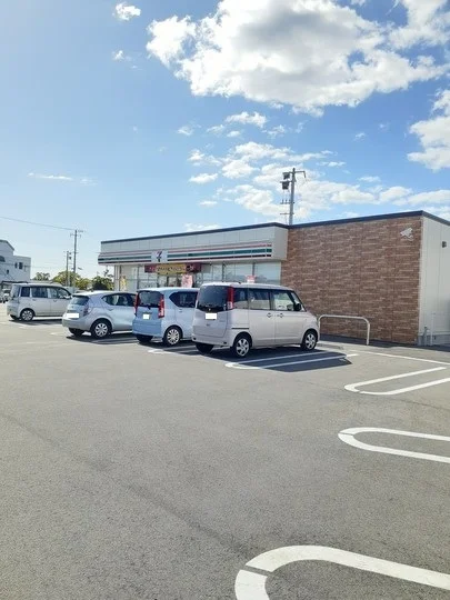 セブンイレブンまで1200m