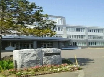 大曲東小学校まで550m