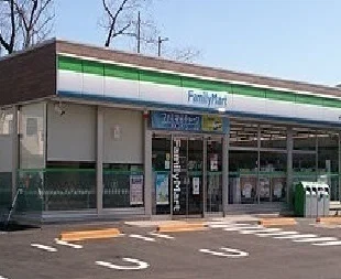 ファミリーマートまで500m