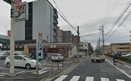 セブンイレブンまで350m