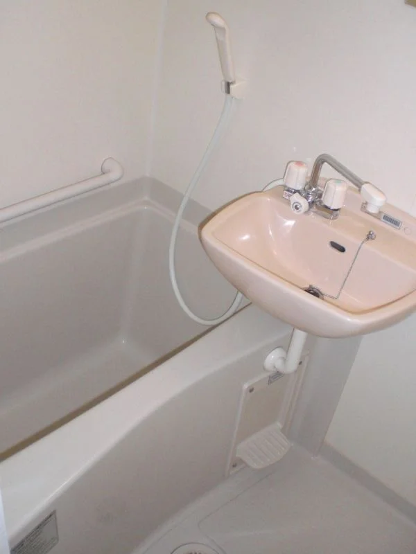 白を基調としたシンプルなデザインです。