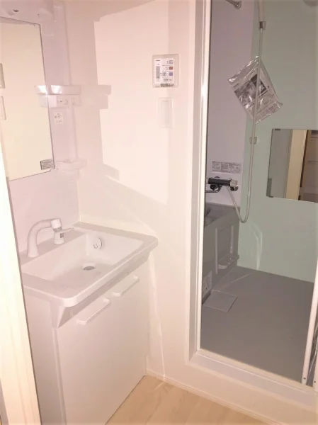 独立洗面台