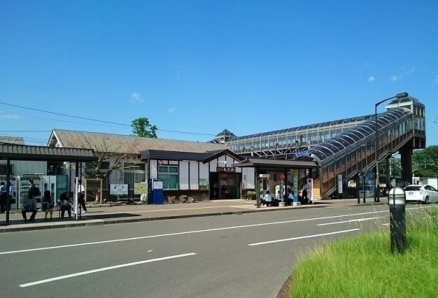 JR仙山線愛子駅まで1400m
