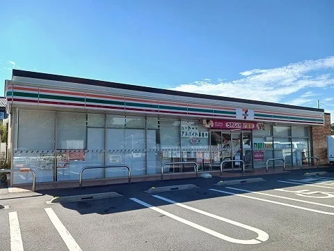 セブンイレブンまで1000m