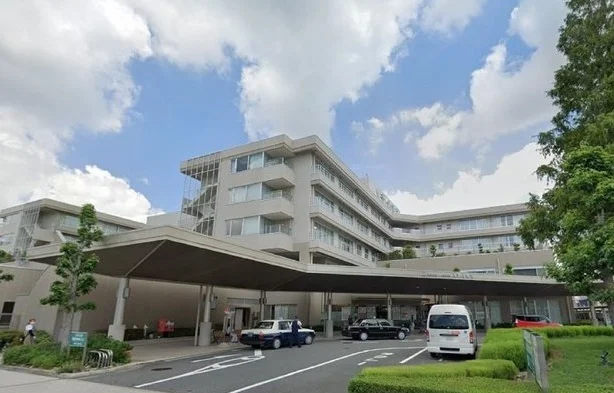 八千代病院まで1300m