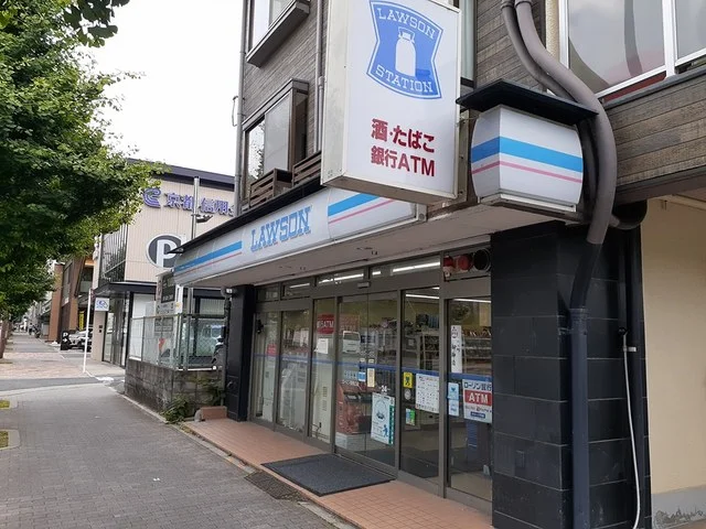 ローソン　鞍馬口店まで68m