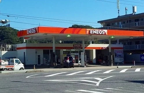 ガソリンスタンドまで2000m