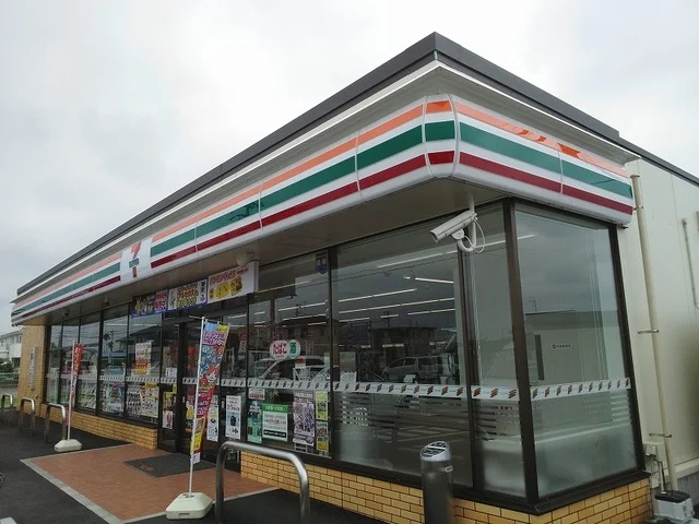 セブンイレブン浜北美薗団地店まで800m