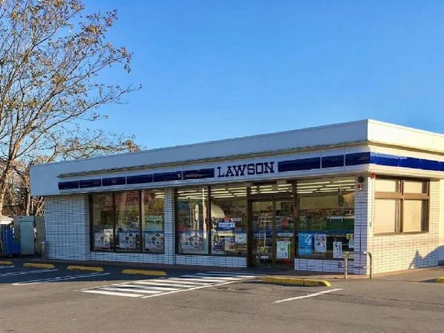 ローソンまで650m