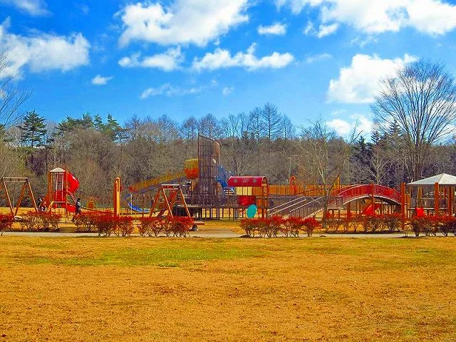 湯川ふるさと公園まで400m