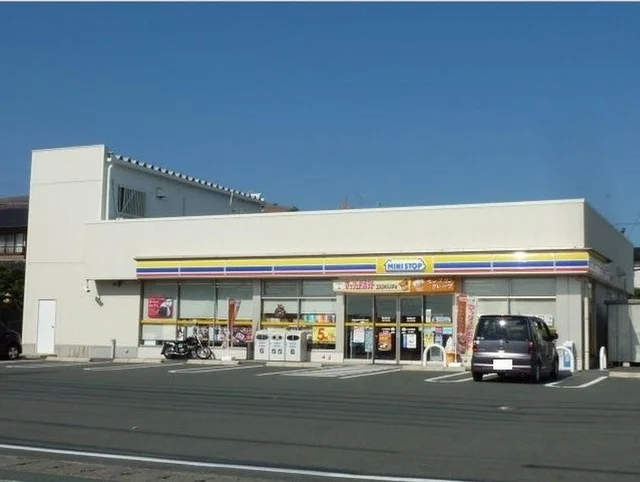 ミニストップ浜松入野町店まで850m