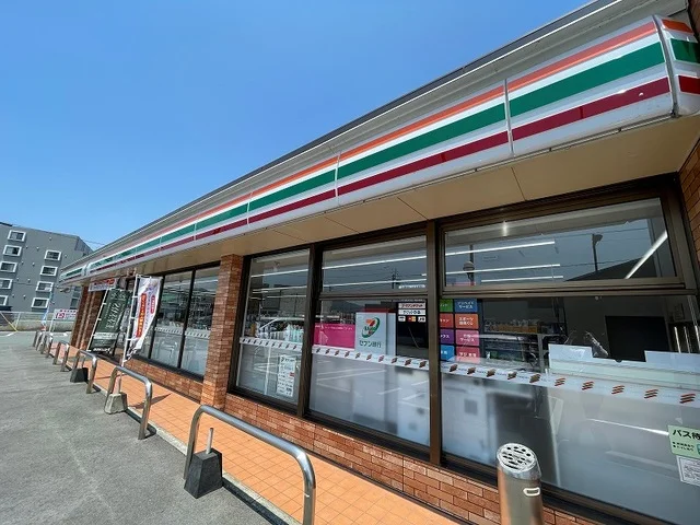 セブンイレブン蓮台寺１丁目店まで260m