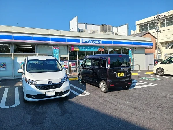 ローソンまで450m