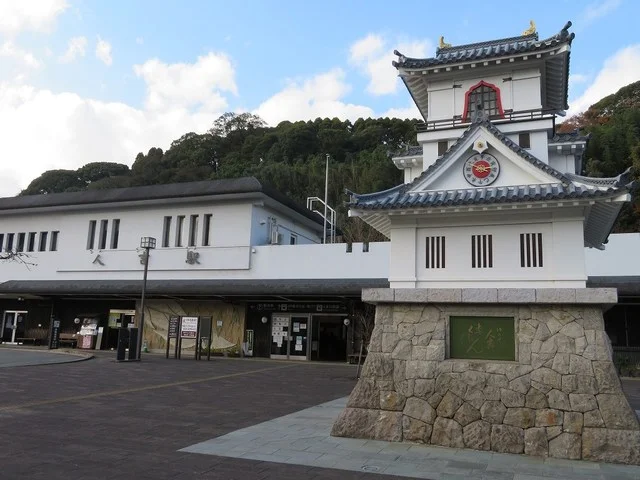 人吉駅まで1700m