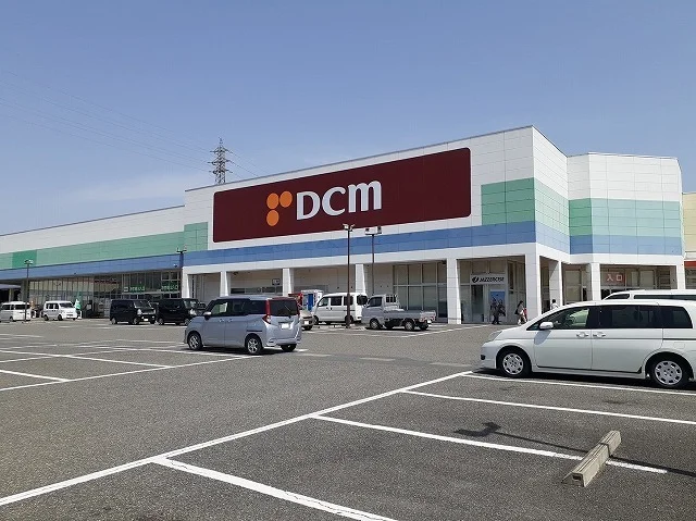 ＤＣＭ韮崎店まで1600m