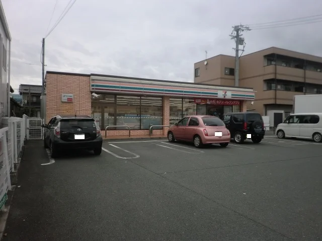 セブンイレブン東脇店まで1000m