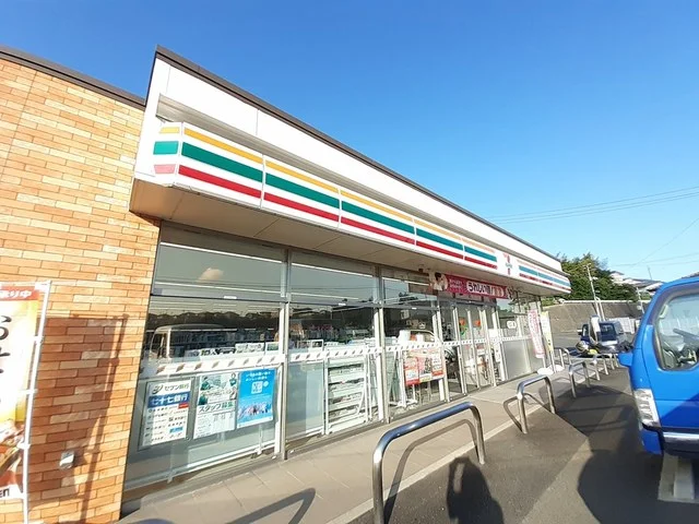 セブンイレブン塩釜大日向町店まで703m