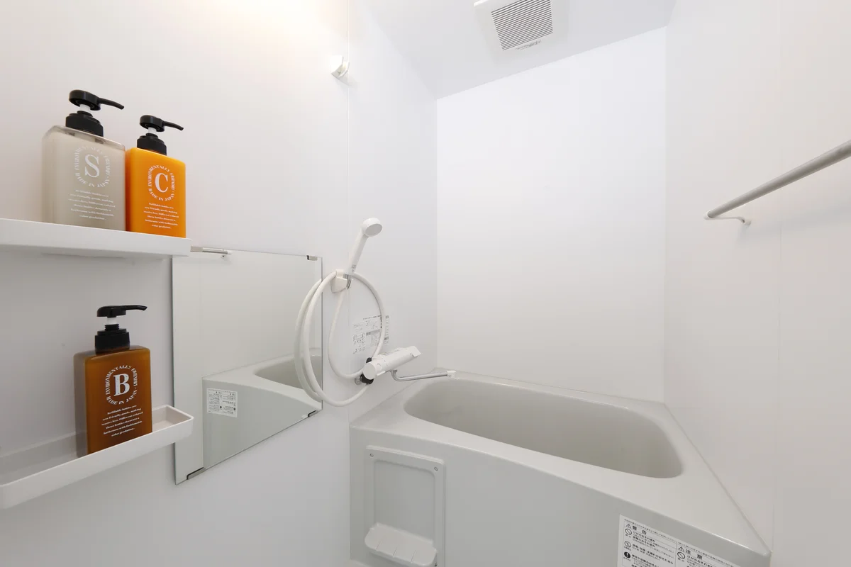 シャンプー、コンディショナー、ボディソープをご準備しております。