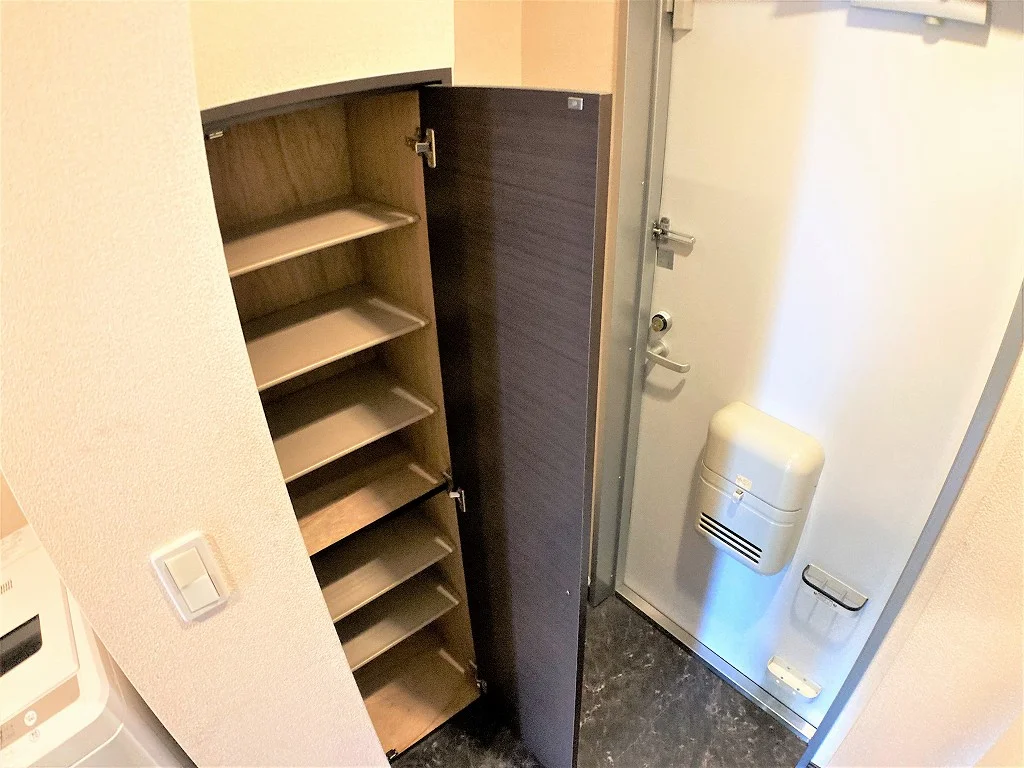 シューズボックス