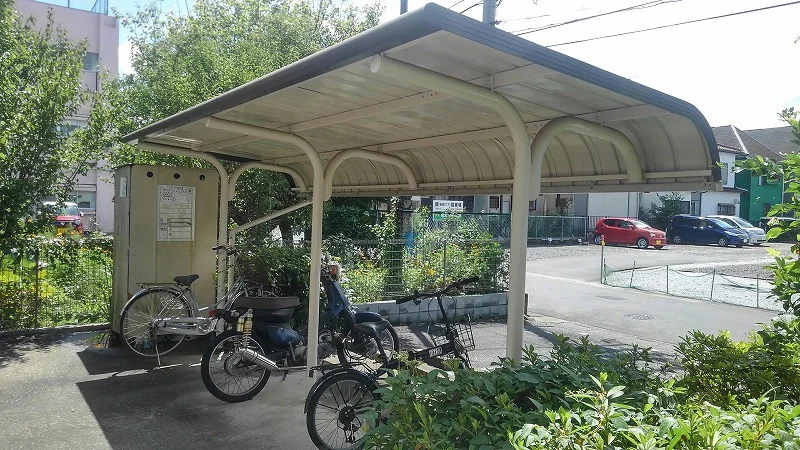 屋根付き駐輪場