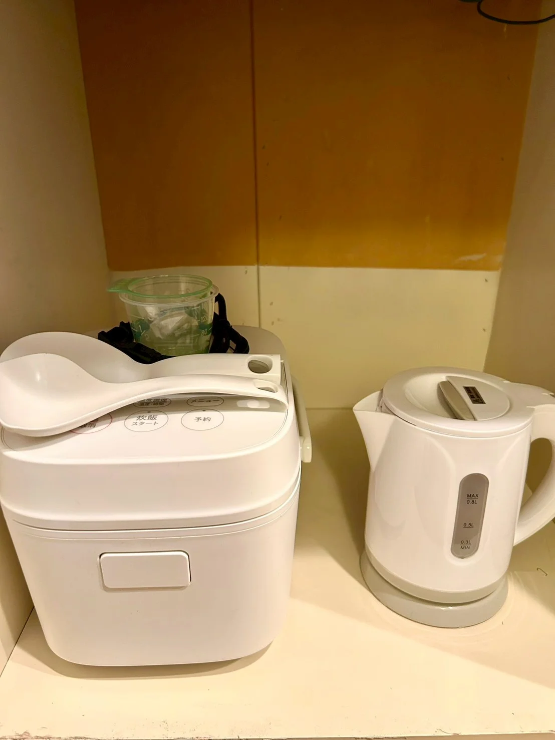 炊飯器・電子ケトルもご用意しております♪