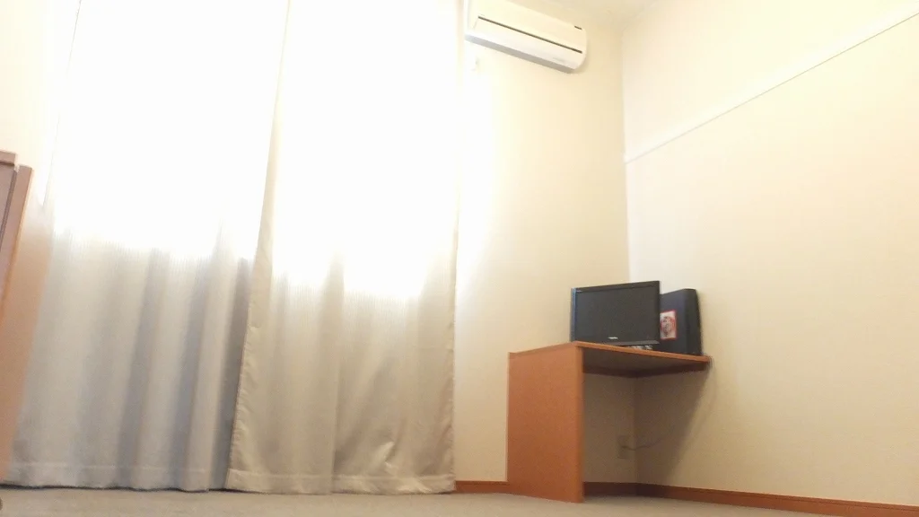 2Fの床面は、カーペット敷きです。