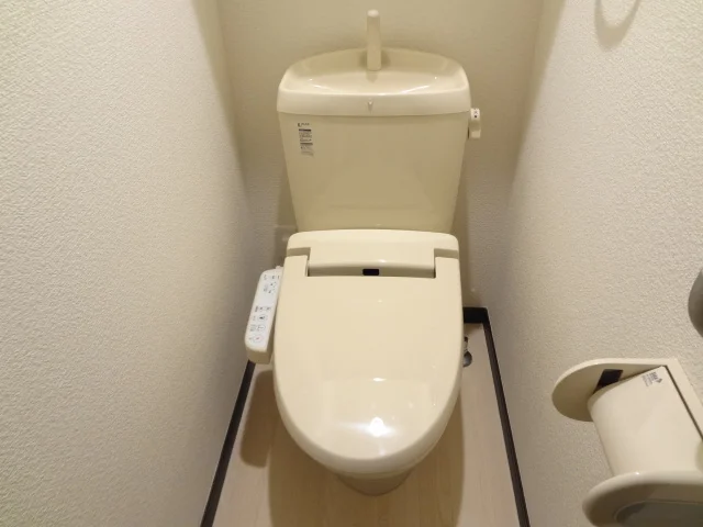 ウォシュレット付きです。