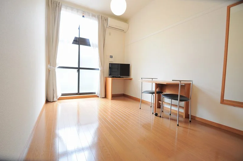 天井が高いお部屋です