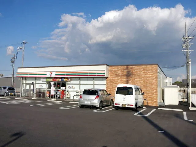 セブン-イレブン 岡崎針崎町店まで450m