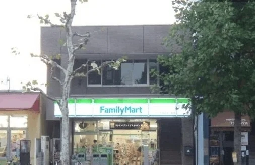 ファミリーマート　中徳烏丸二条まで280m