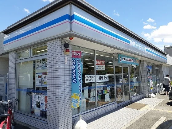 ローソン 桂徳大寺店まで700m