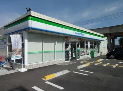 ファミリーマート野口町坂元店まで500m