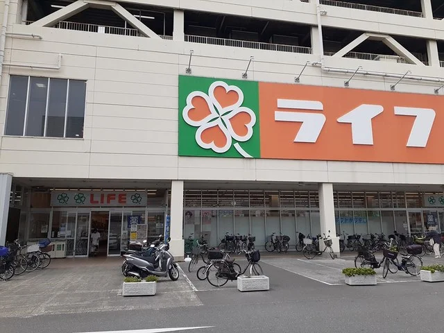 ライフ寝屋川店様まで1600m