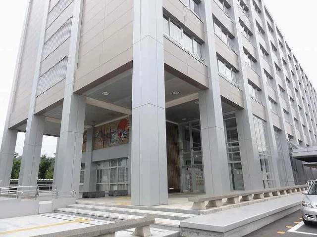 鳥取県庁まで1800m