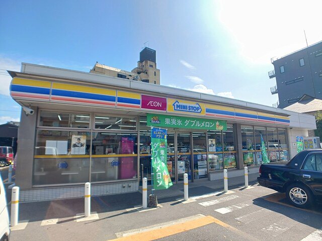 ファミリーマート築地町さんまで350m