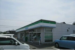 ファミリーマート前田東店さんまで690m