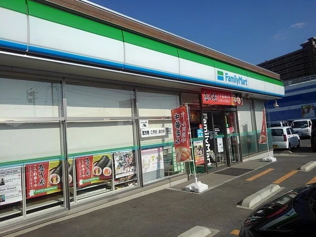 ファミリーマート津福本町店まで450m
