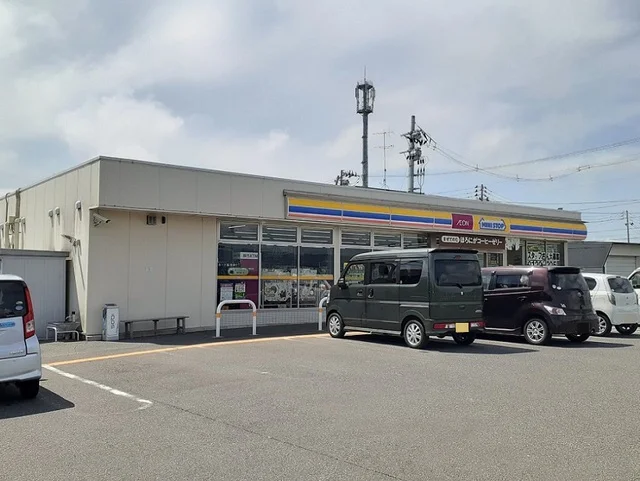 ミニストップ石巻大橋３丁目店まで77m