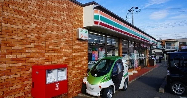 セブンイレブン千種店まで330m