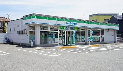 ファミリーマート法花大谷店さんまで200m