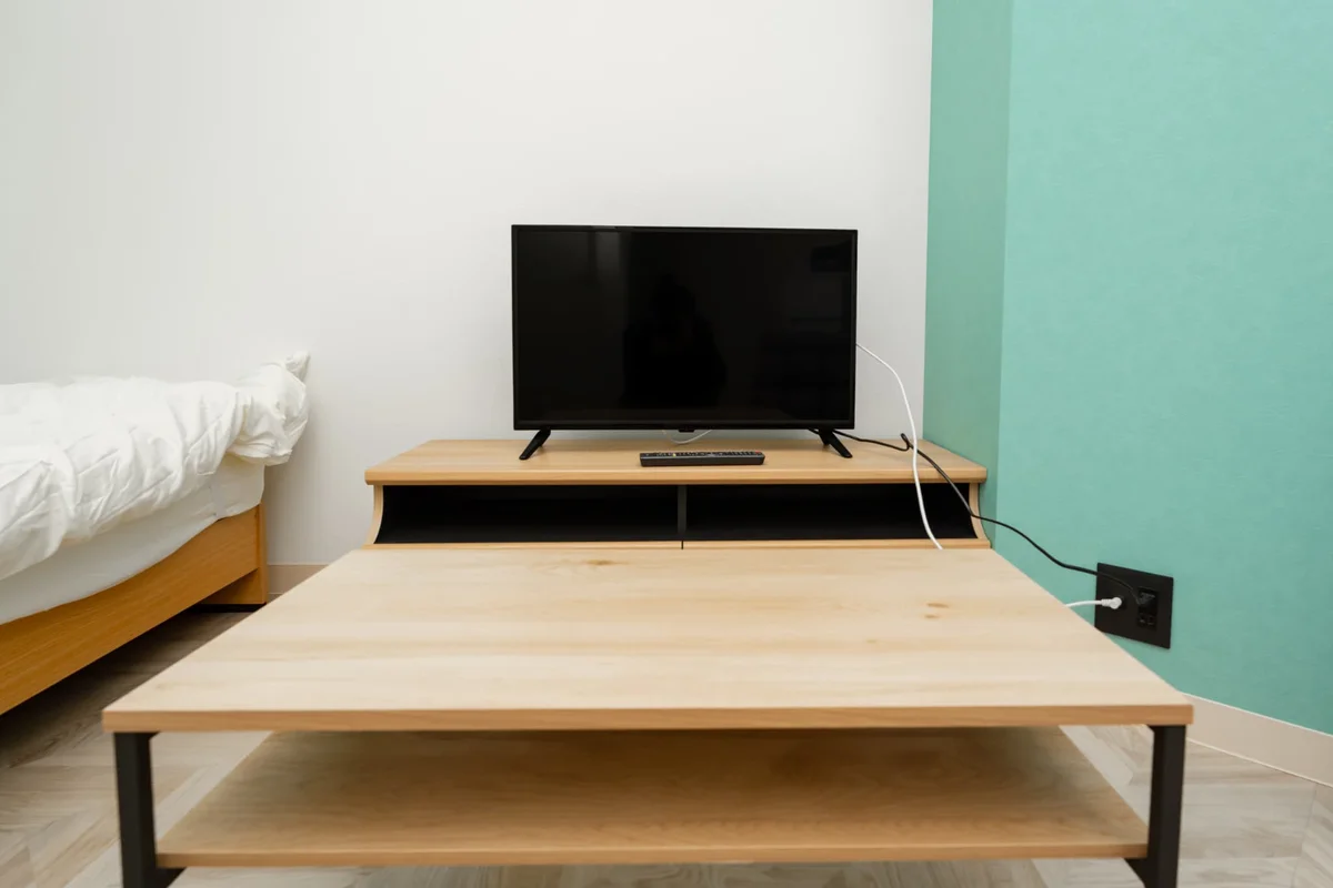 ローテーブル、TV
